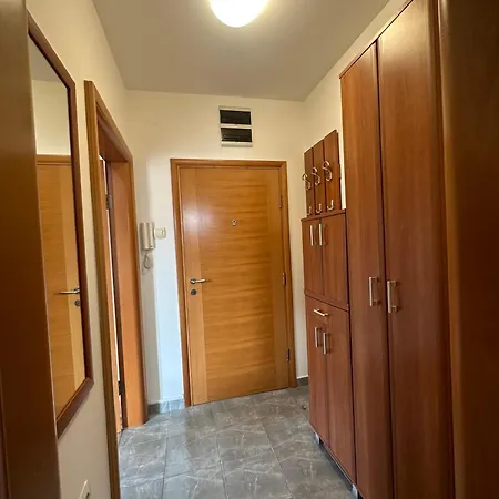 Apartment Sunny