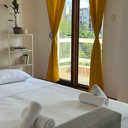 Sunny Apartment